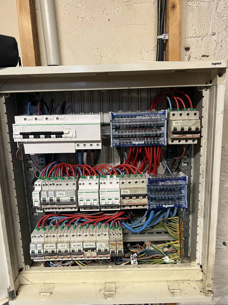 Mise en conformité des réseaux d'électricité Savoie et Haute Savoie
