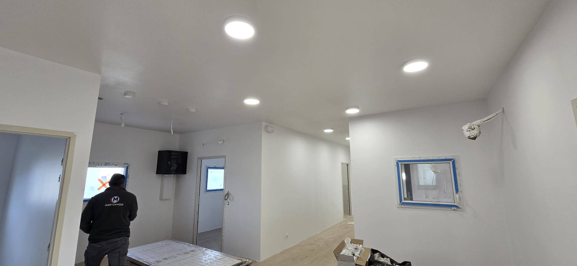 Luminaires et peinture