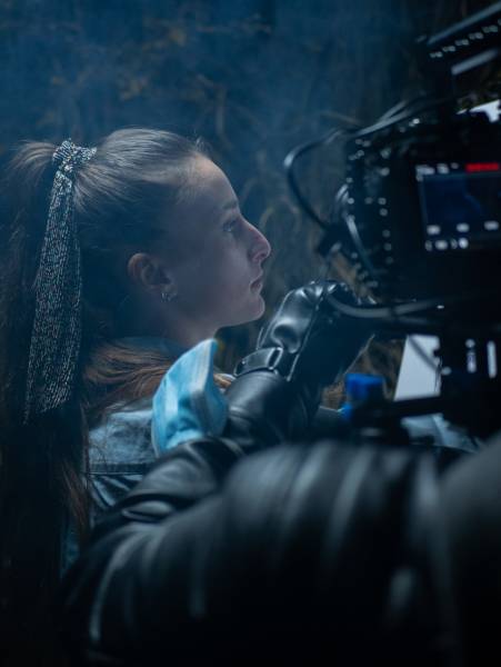 Production audiovisuelle spécialisée dans la création de contenus originaux et travaux de post-production montpellier Spot Studio